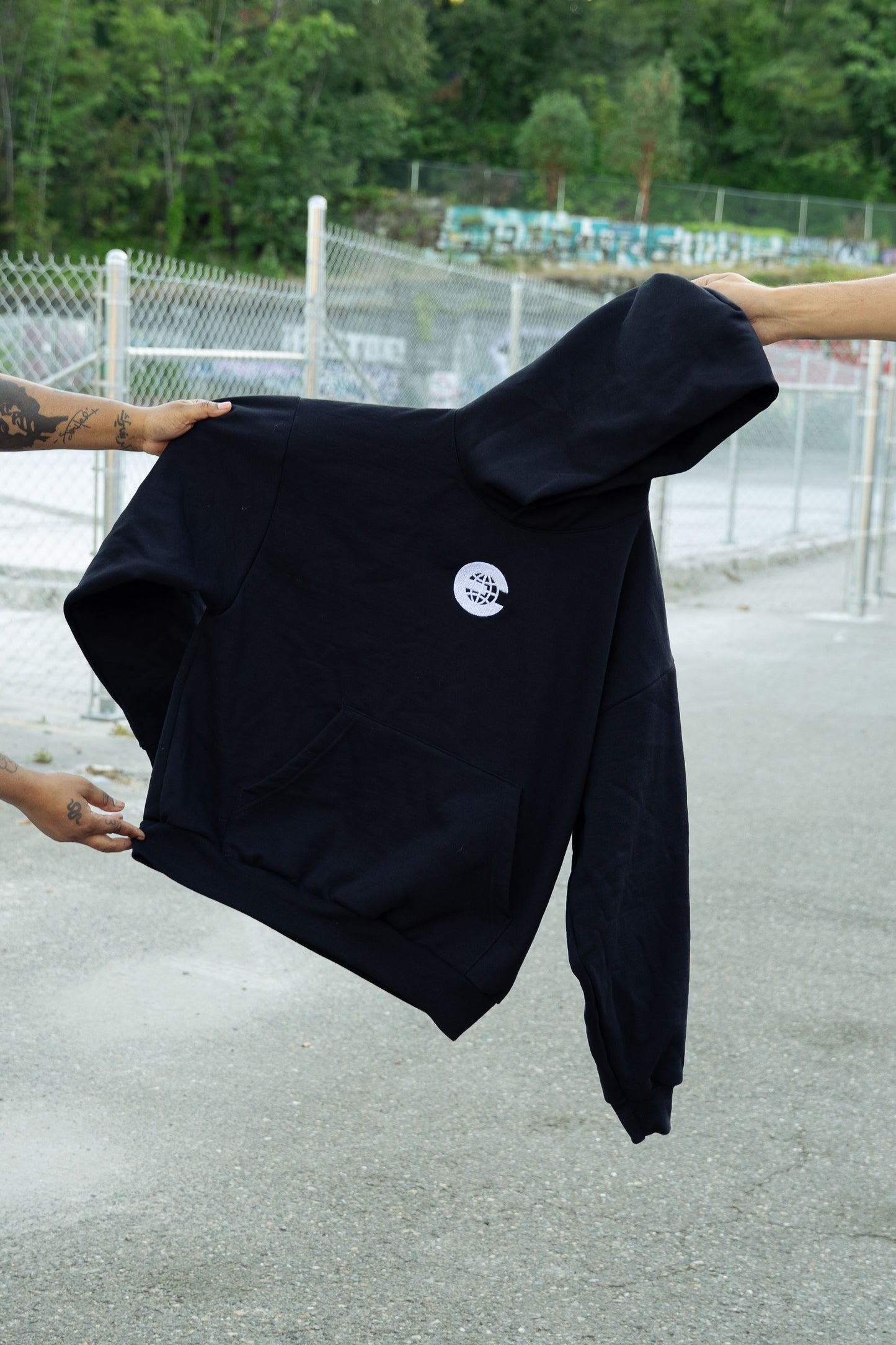 EXHIBITION LOGO HOODIE