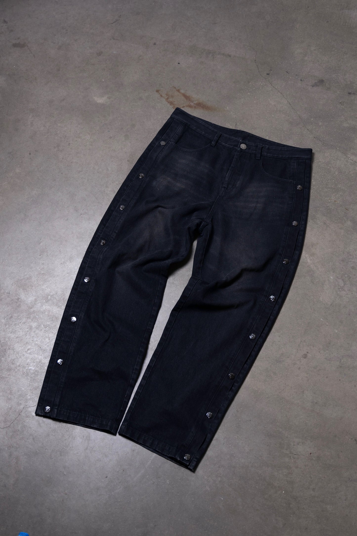 CAWZY BREAKAWAY DENIM